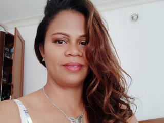 ChicetBelle - Live sex cam - 23745129