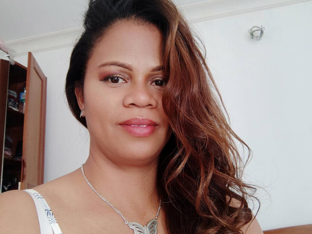 ChicetBelle - Sexe cam en vivo - 23745129