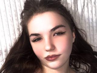 SweetCherryKira - Live sex cam - 23745525