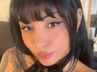 JuliaRoseKs - Live sex cam - 23745617