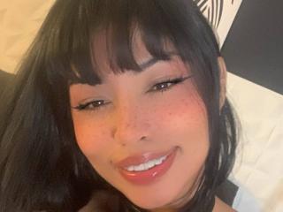 JuliaRoseKs - Live sex cam - 23745621