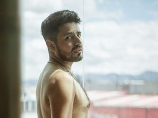 NoahBrown - Live sex cam - 23746401