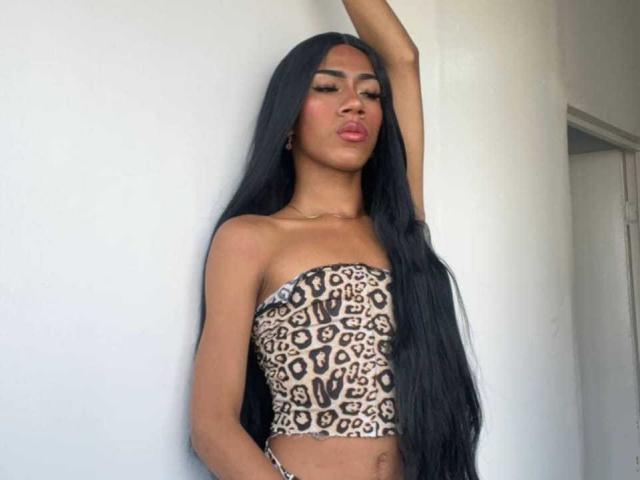 KylieJenOne - Live sex cam - 23749869