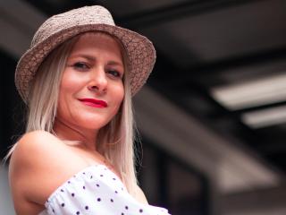 JuliethVarx - Live sex cam - 23750913