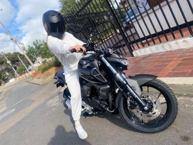 AtheneaRossi - Live porn &amp; sex cam - 23752185