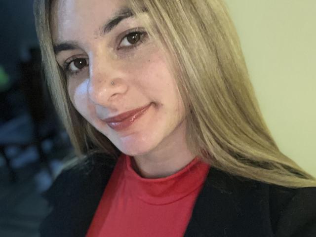 AtheneaRossi - Live sex cam - 23752385