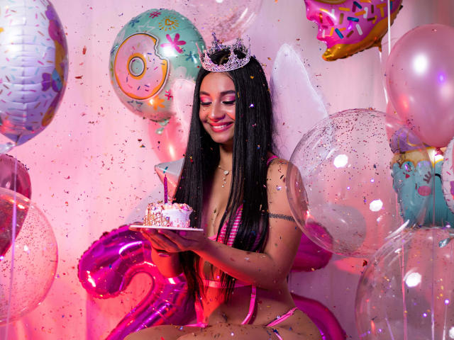 XCandyAlejaX - Live sex cam - 23752957