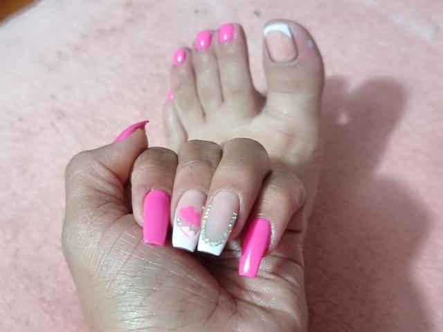 AlessadraJones - Live porn &amp; sex cam - 23753777