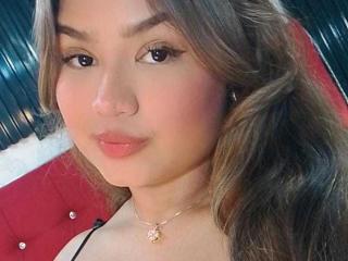 ZoeBianchi - Live porn &amp; sex cam - 23754205