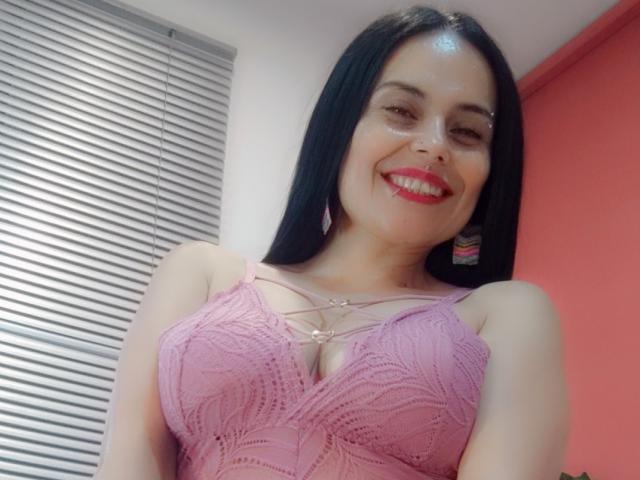 CharlotteCrofort - פורנו בשידור חי ומצלמת סקס - 23757877