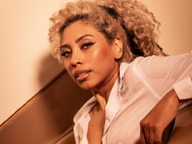 LilithWalker - Camera khiêu dâm &amp; quyến rũ trực tiếp - 23760129