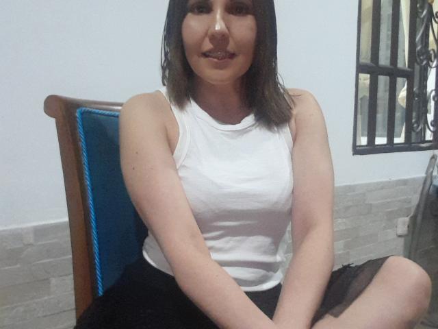 AdelaShery - Sexe cam en vivo - 23761849