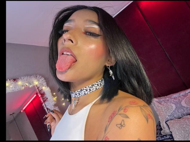 SalomeMille - Live porn &amp; sex cam - 23762389