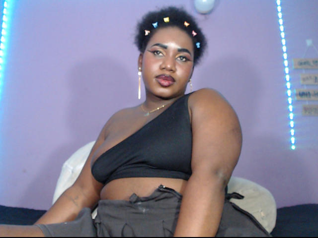 Dilay - Live porn &amp; sex cam - 23767193