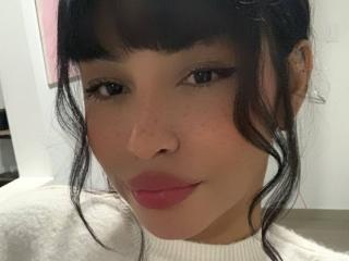 JuliaRoseKs - Live sex cam - 23771109