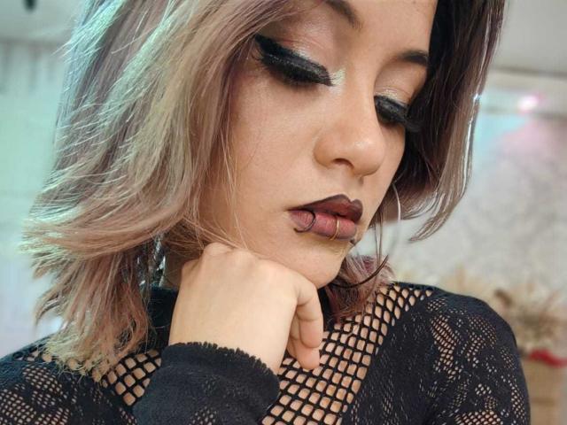 CassieJones - Sexe cam en vivo - 23773797