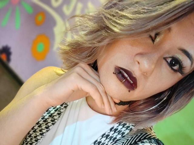 CassieJones - Live sexe cam - 23773801