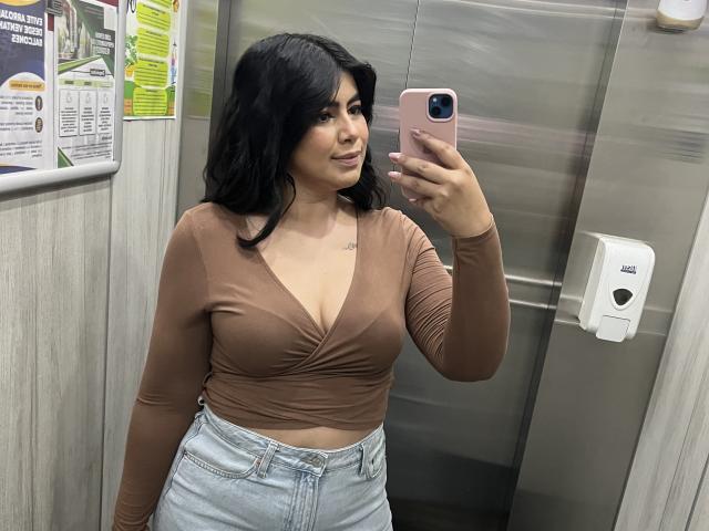 StefaniaFernanda - Sexe cam en vivo - 23774357