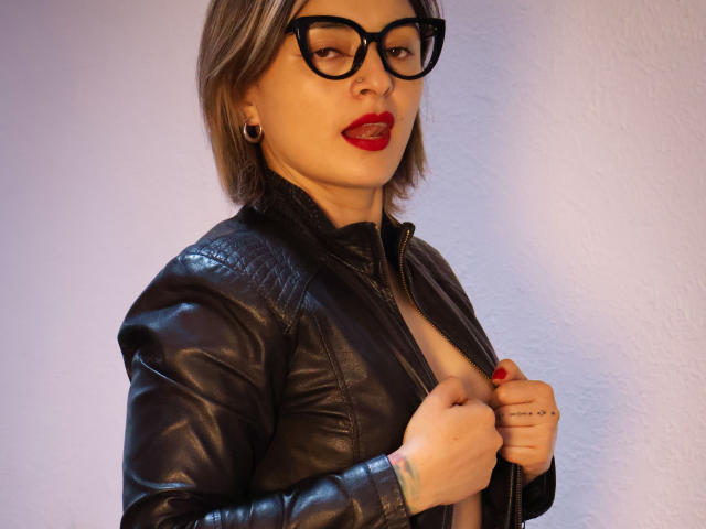 KatParadise - Live Sex Cam - 23774889