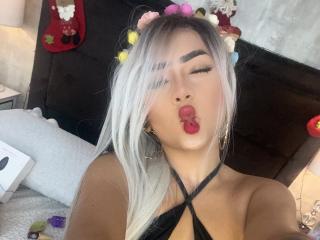 VictoriaGray - Live Sex Cam - 23778153