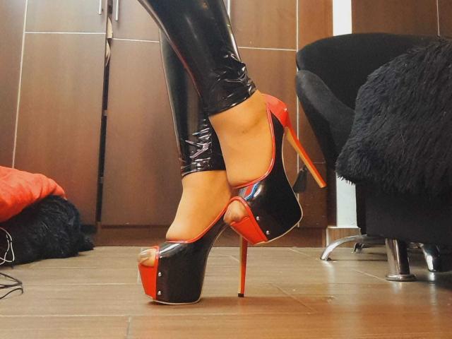 VictoriiaGray - Live sex cam - 23779301