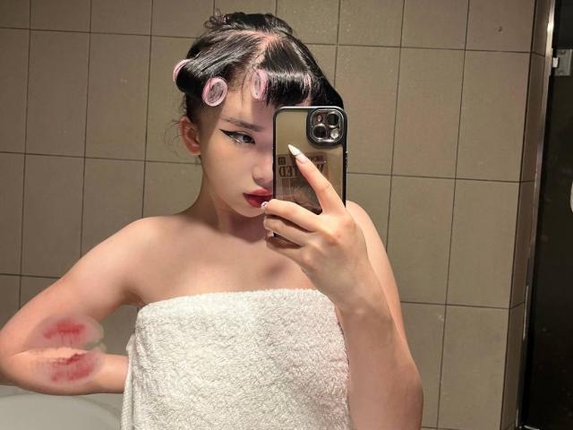 EveLovelace - Live sex cam - 23779985