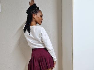 NaughtySlender - Live Sex Cam - 23780865