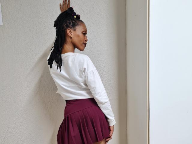 NaughtySlender - Live sexe cam - 23780865