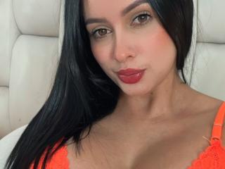 EmilyParkerr - Live porn &amp; sex cam - 23782413