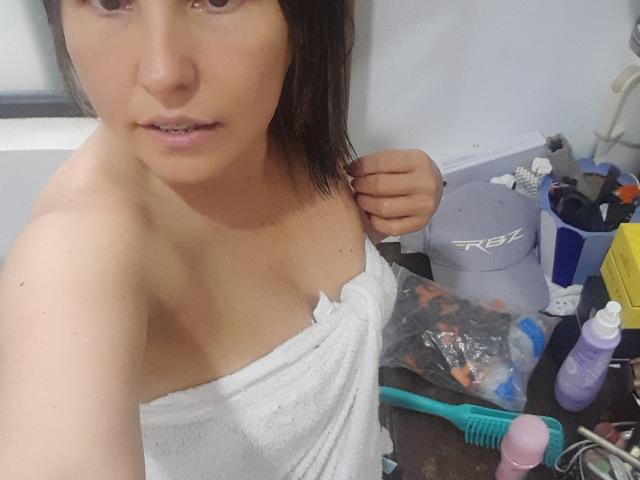 AdelaShery - Live porn &amp; sex cam - 23783897