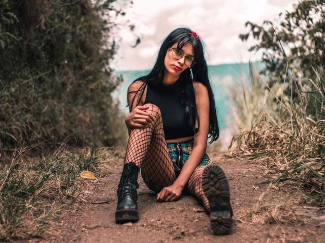 NycoleAngels - Live Sex Cam - 23784117