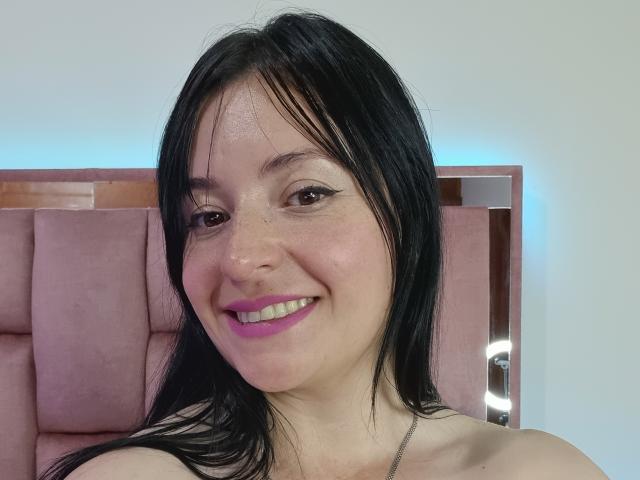 VaaleryStark - Live Sex Cam - 23785545