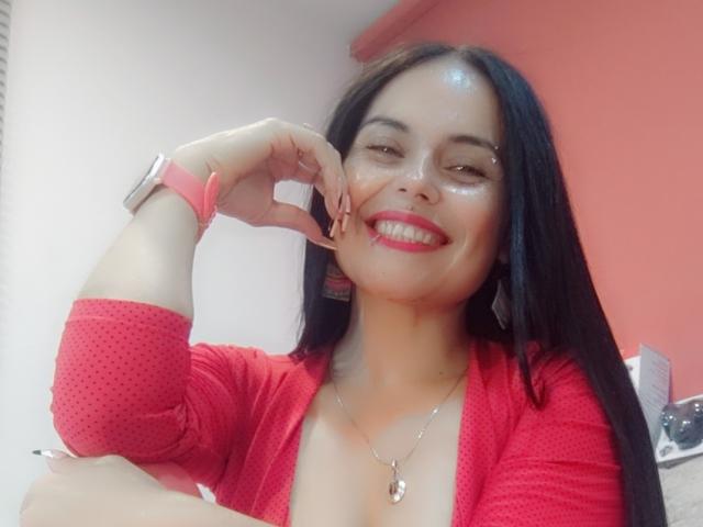 CharlotteCrofort - Porno na żywo i seks kamera - 23787425