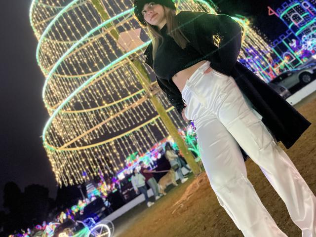 AtheneaRossi - Live sexe cam - 23791341