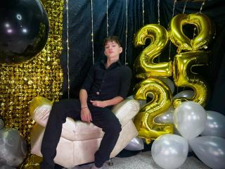 JakeDavins - Sexe cam en vivo - 23793437
