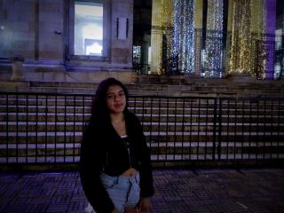 LucileFoster - Live sex cam - 23796925