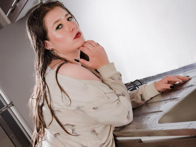 AmbarAllen - Live Sex Cam - 23797145