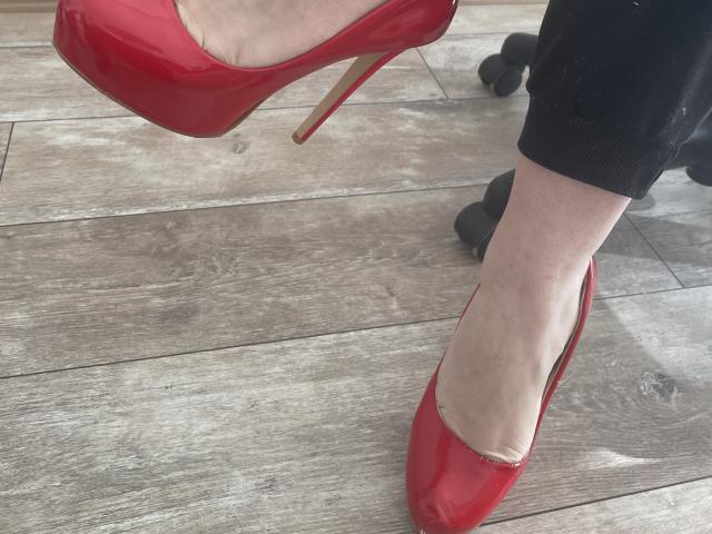 Giweri - Live porn &amp; sex cam - 23802197