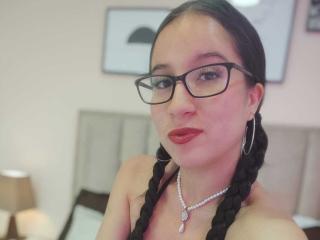 CamillePetit - Live sex cam - 23803489