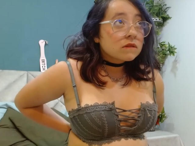 CinthiaWein - Live sex cam - 23804853