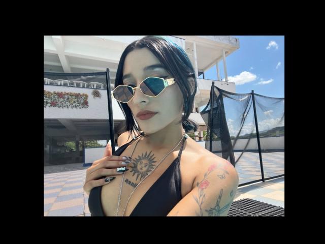 SalomeMille - Live sex cam - 23805221