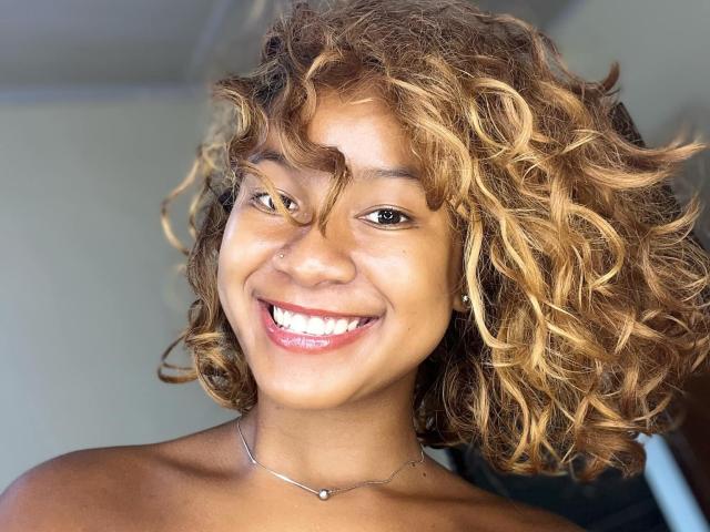JuliieJ - Live porn &amp; sex cam - 23805345