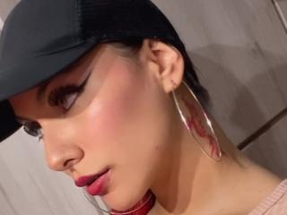ValeryHarllow - Live Sex Cam - 23809181