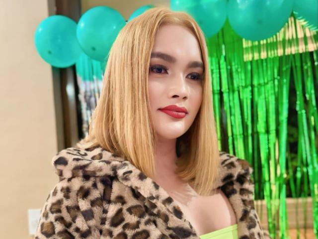 HornyCumTs - Live porn &amp; sex cam - 23810561