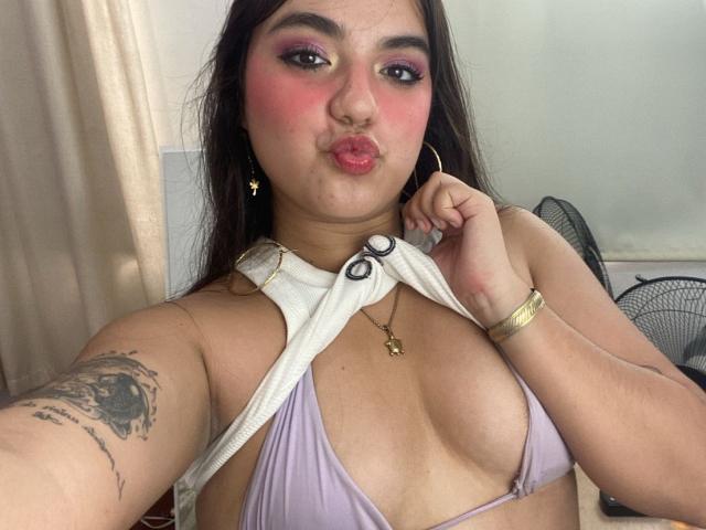 VictoriaSaens - Live sex cam - 23813653