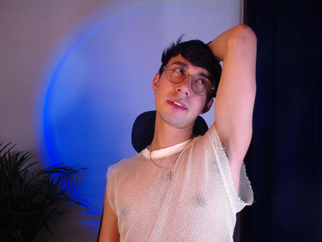 OliverHot69 - Sexe cam en vivo - 23814669