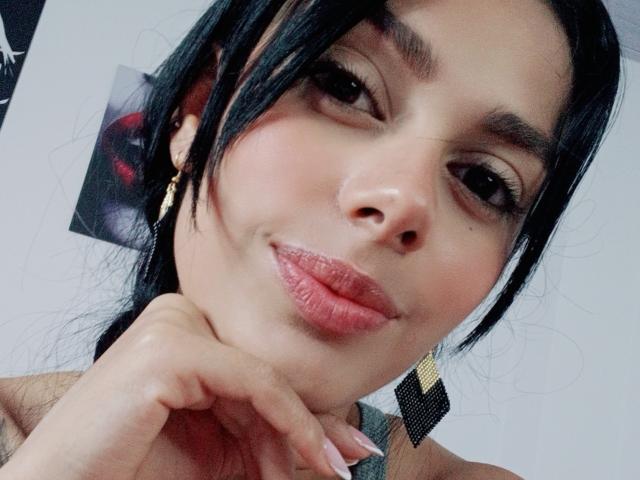 AnaisHilton - Live sex cam - 23815045