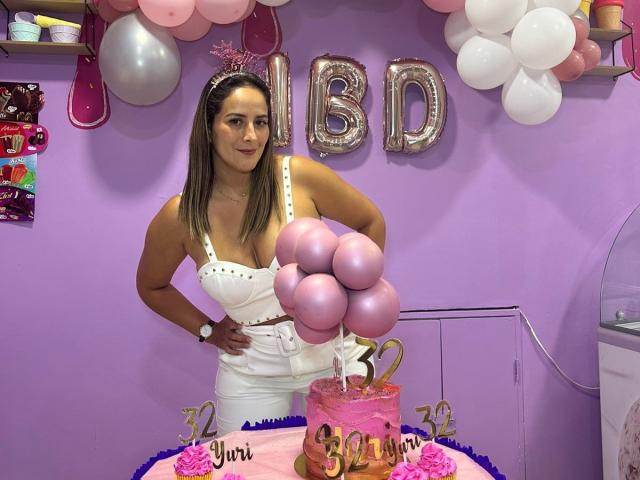 RousseMelinda - Sexe cam en vivo - 23815545