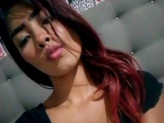KimLovemm - Live sex cam - 23819349
