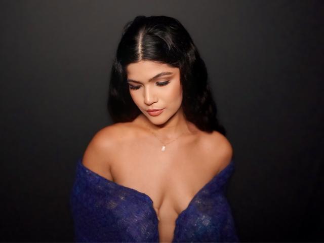 ScarlletZhen - Live porn &amp; sex cam - 23824265